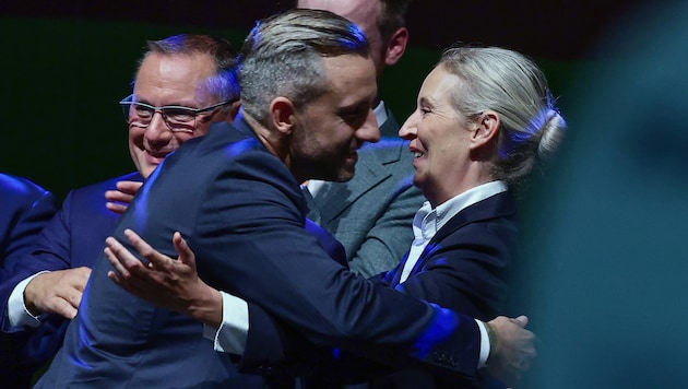 Große Freude bei den AfD-Parteichefs nach dem Wahlerfolg – mit wem die Partei regieren soll, ist ...