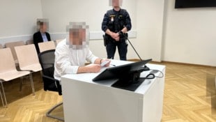 Der arbeitslose Wiener sitzt nicht zum ersten Mal vor Gericht – auch eine lange Haftstrafe ...