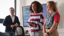KI-Verbot in den Schulen ist auch keine Lösung – bei Hausübungen und Tests wird das Problem aber ...