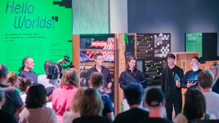 „Hello Worlds!“, der neue Ausstellungsbereich über KI im Ars Electronica Center
