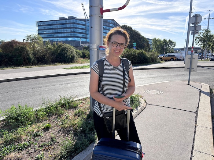 Maria U. wollte mit dem Zug zum Flughafen und strandete in St. Marx.