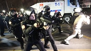Türkische Polizisten bei einem Einsatz (Symbolfoto)