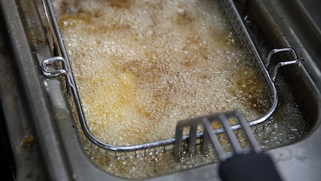 Das Öl aus der Fritteuse wird später zum wertvollen Rohstoff.