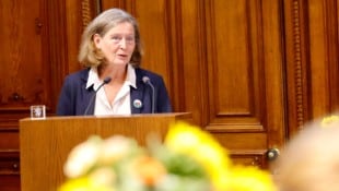 Kommunistin Elke Kahr bei der zweiten Angelobung zur Grazer Bürgermeisterin Ende August. 