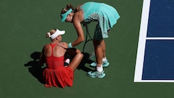 Mirra Andreeva eilte sogleich zu Anastasia Potapova.