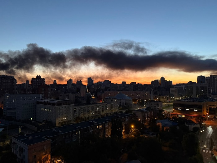 Rauch über Kiew nach russischen Angriffen