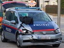 Der Beifahrer wurde verletzt.