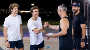 Matti und Jan Waldner (Stew Crew) im HYROX-Duell mit ServusTV-Moderator Christian Baier und ...