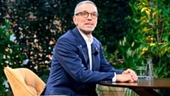 Bis zu 860.000 Zuseher verfolgten am Montag um 21.00 Uhr das ORF-„Sommergespräch“ von Simone ...
