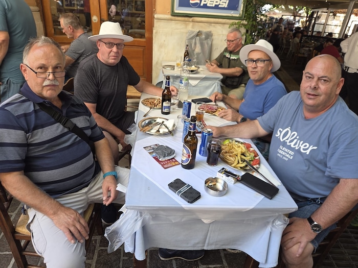 Ludwig Hehenberger (vorne links) mit seinen Freunden Christian Berghammer, Alois Eichinger und ...