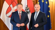 Wiens Bürgermeister Michael Ludwig (li.) und IGGÖ- Präsident Ümit Vural.