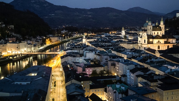 Am 11. September werden die Sehenswürdigkeiten der Stadt nicht in künstlichem Licht erstrahlen.