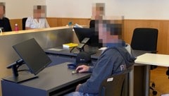 Mit der Begründung, dass es sich nur um einen Spaß gehandelt habe, kam der Angeklagte nicht ...