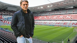 Hat noch Sommer 2027 Vertrag beim FC Bayern München: Sportdirektor Christoph Freund.