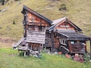 Die „Villa Yeti“ in den Karnischen Alpen, die sogar Google als Kartitscher Sehenswürdigkeit ...