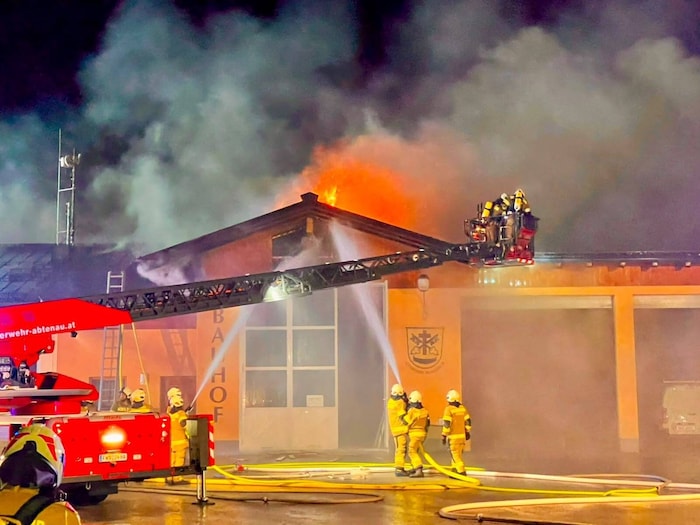 Rund 80 Kräfte aus Rußbach und Abtenau kämpften gegen die Flammen.