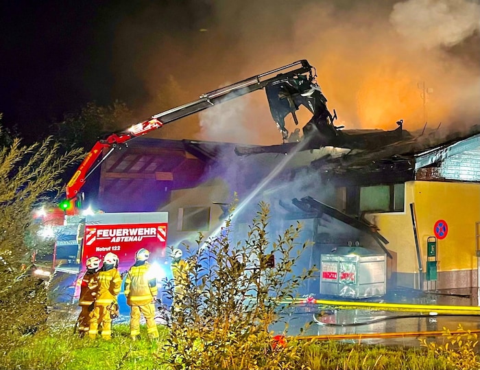 Rund 80 Kräfte aus Rußbach und Abtenau kämpften gegen die Flammen.