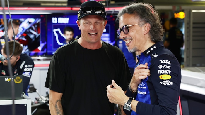 Kimi Räikkönen (li.) und RB-Teamchef Laurent Mekies