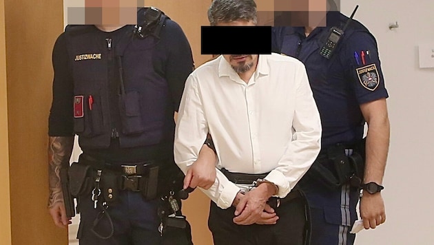 Im Wiener Landesgericht: Zwölf Jahre Haft für einen 46-Jährigen, der 13 Mal auf seine Ehefrau ...