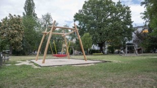 Auf diesem Spielplatz soll sich der unbekannte Mann vor zwei Mädchen diese Woche entblößt haben.