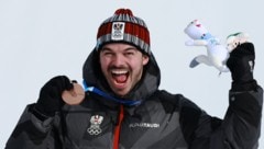 Bei den Olympischen Spielen holte der Snowboardcrosser Bronze.