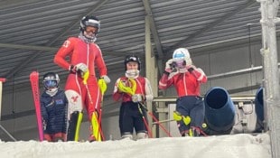 Die Kärntner Ski-Mädels waren kürzlich in Landgraaf, fliegen demnächst nach Oslo in die Halle.