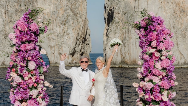 Hans-Peter und Christine Wild vor der Traumkulisse von Capri.