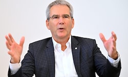 „Es geht sich nicht mehr aus“, sagt Hartwig Löger, Chef der VIG (Wiener Städtische, Donau ...