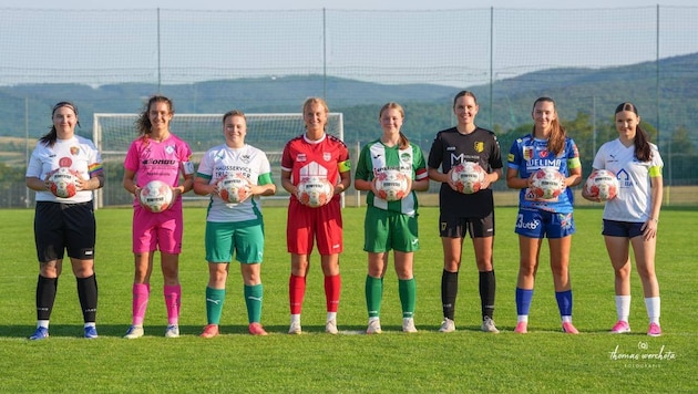 Die Kapitäninnen der Frauen-Landesliga stehen in den Startlöchern.
