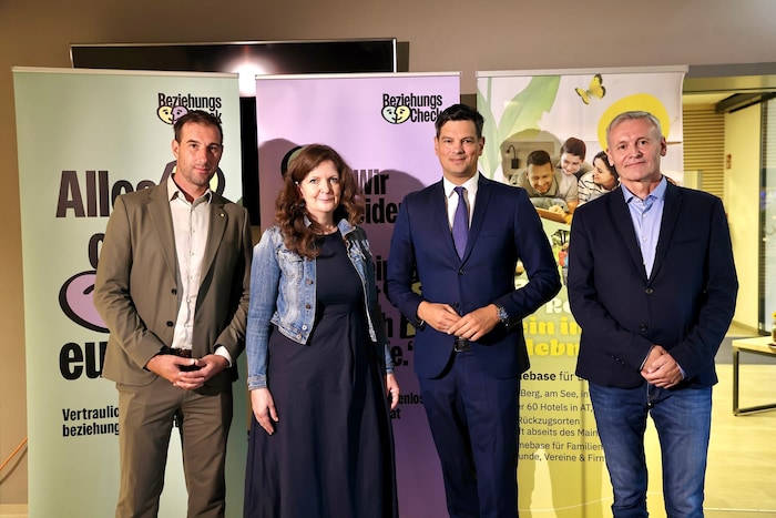 Martin Seger-Omann (Jufa-Hotels), Michaela Gosch (Frauenhäuser Steiermark), Soziallandesrat ...