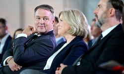 Vizekanzler Babler ist – genau wie Thurnher und der künftige ORF-Chef Pig – gegen eine ...