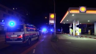Noch in der Nacht war die Spurensicherung vor Ort und untersuchte den Tatort.