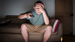 Lee Avison Photography Smart-TV-Besitzer werden beim Fernsehen beobachtet – besonders dreist geht dabei der ...