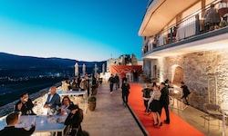 Auf Taggenbrunn: Wein und Panorama genießen!
