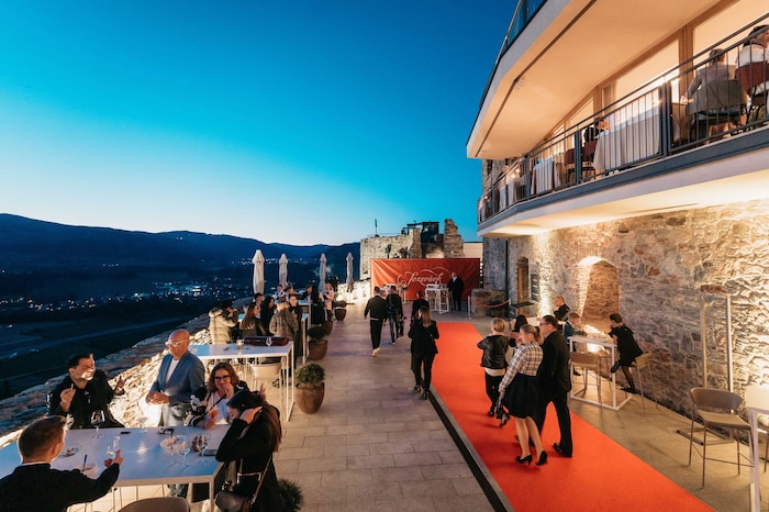 Das Ambiente auf der Burg Taggenbrunn macht das Festival zu einem unvergesslichen Erlebnis.