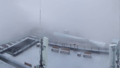 Die Webcam zeigte die erste zarte Schneeschicht, die sich auf den Dachstein legte.