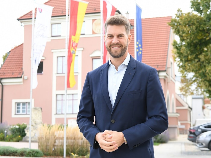 „Wir haben große Projekt vor: Ausbau der Kinderkrippe, Pflegewohnungen bzw ein Pflegeheim oder ...
