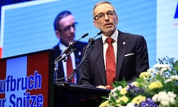 Kickls Rede dauerte über eine Stunde.