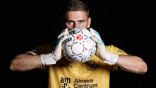 Jonas Wendlinger – hier noch im Dress von Almere City