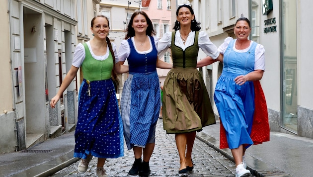 Wunderschöne Tracht ist im Anmarsch.