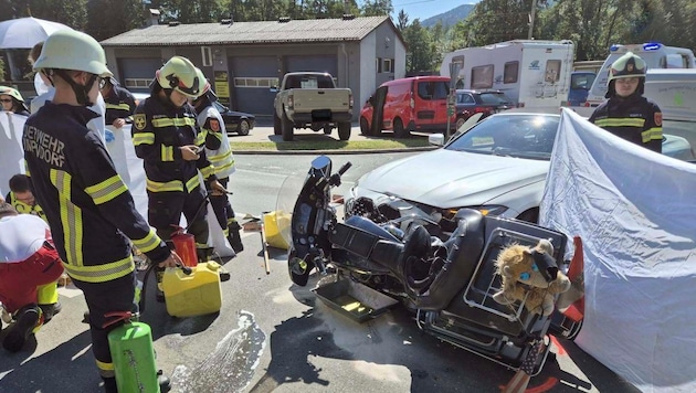 Der Motorradfahrer wurde von einem zufällig vorbeikommenden Rettungsteam reanimiert.
