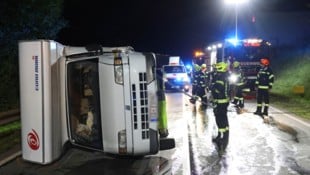 Das Wohnmobil lag auf der Seite.