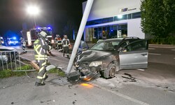Auf diesen Wagen wartet nur noch der Schrottplatz. 
