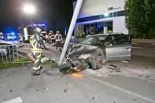 Auf diesen Wagen wartet nur noch der Schrottplatz. 