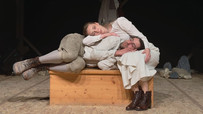 Auch auf der Theaterbühne stellt die Burgenländerin ihre Frau, wie hier als Aloisia im ...