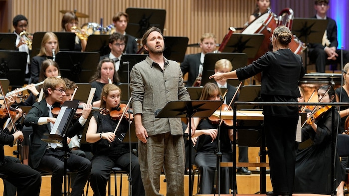 Bariton Rafael Fingerlos; das Oberösterreichische Jugendsinfonieorchester unter der Leitung der ...