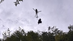Der Notarzt musste die Teenagerin ins Krankenhaus fliegen.