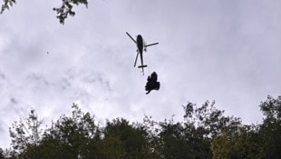 Der Notarzt musste die Teenagerin ins Krankenhaus fliegen.