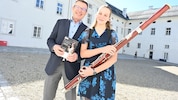 Direktor Hans Brunner mit Fagottschülerin Johanna Gigler die seit zehn Jahren daran festhält.