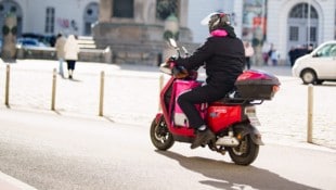 Die neuen Regelungen für E-Mopeds treten mit 1. Oktober in Kraft.